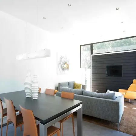 Captivating With Deco-fireplace *